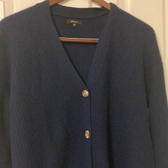 Quince Cashmere Mongolian Oversized Boyfriend Cardigan Navy blue XS - Picture 3 of 9